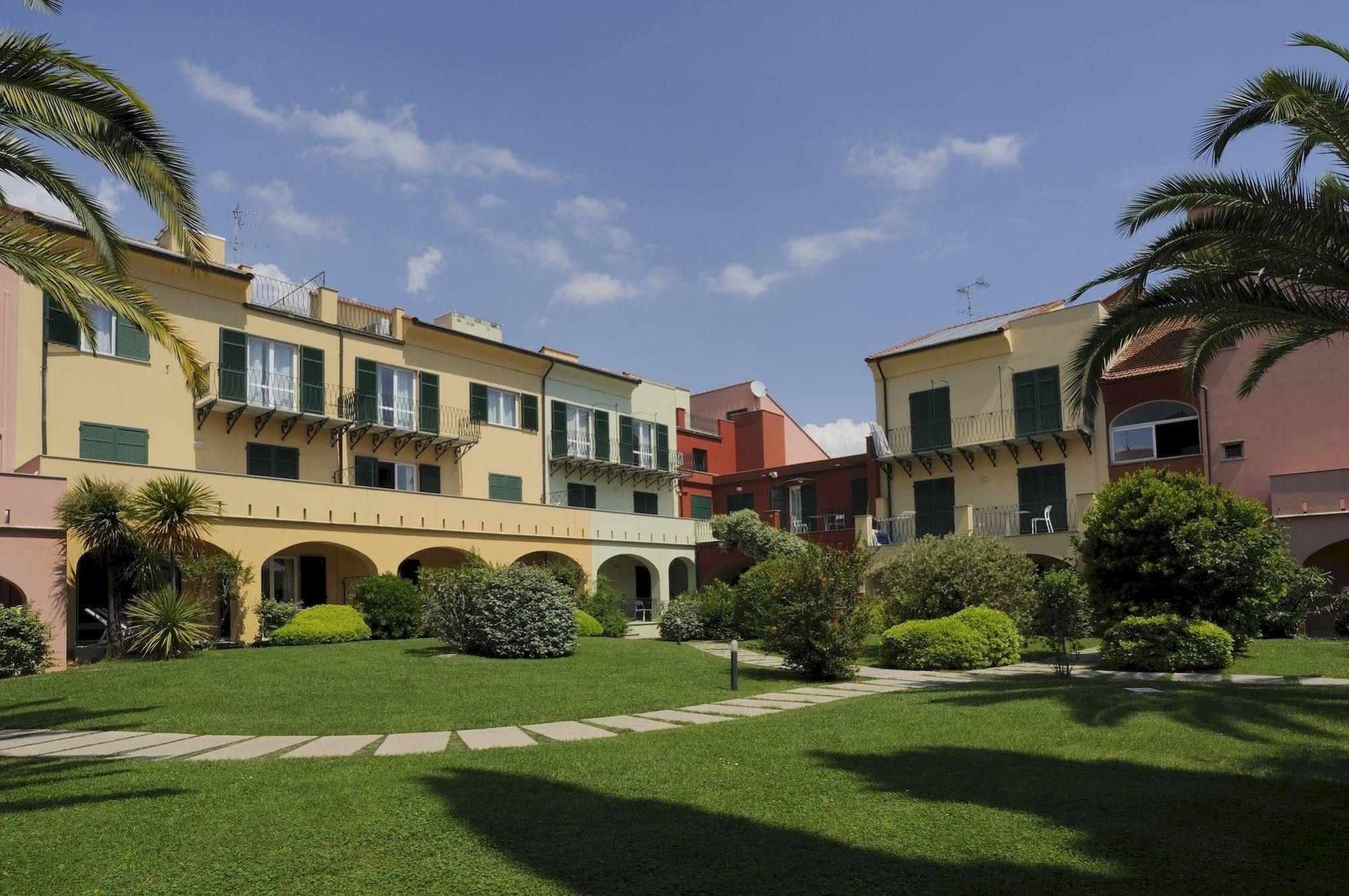 Residence I Cormorani Loano Exterior foto